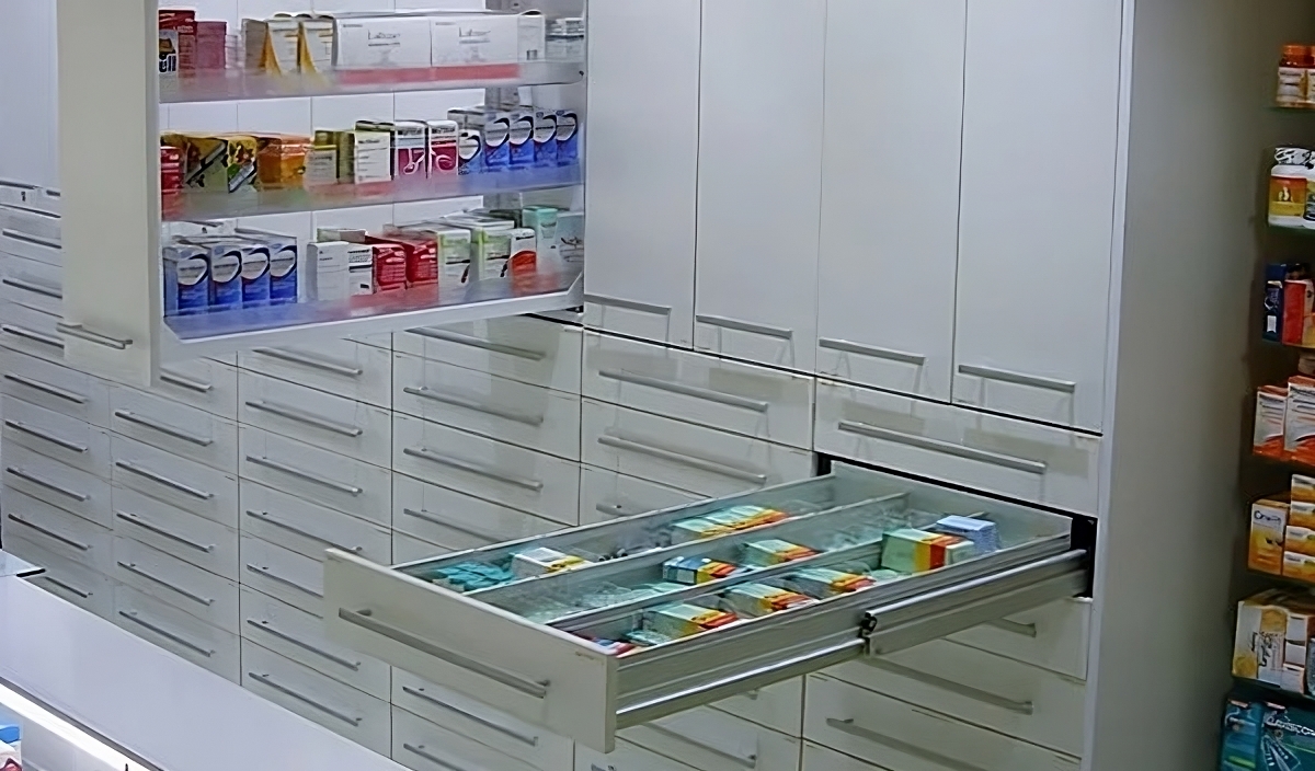cajoneras-y-mobilario-para-farmacia-technodomus